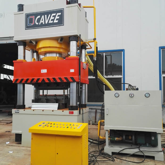 1200噸液壓機(jī)